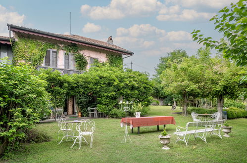 Foto 24 - Casa de 3 quartos em Moncalieri com piscina privada e jardim