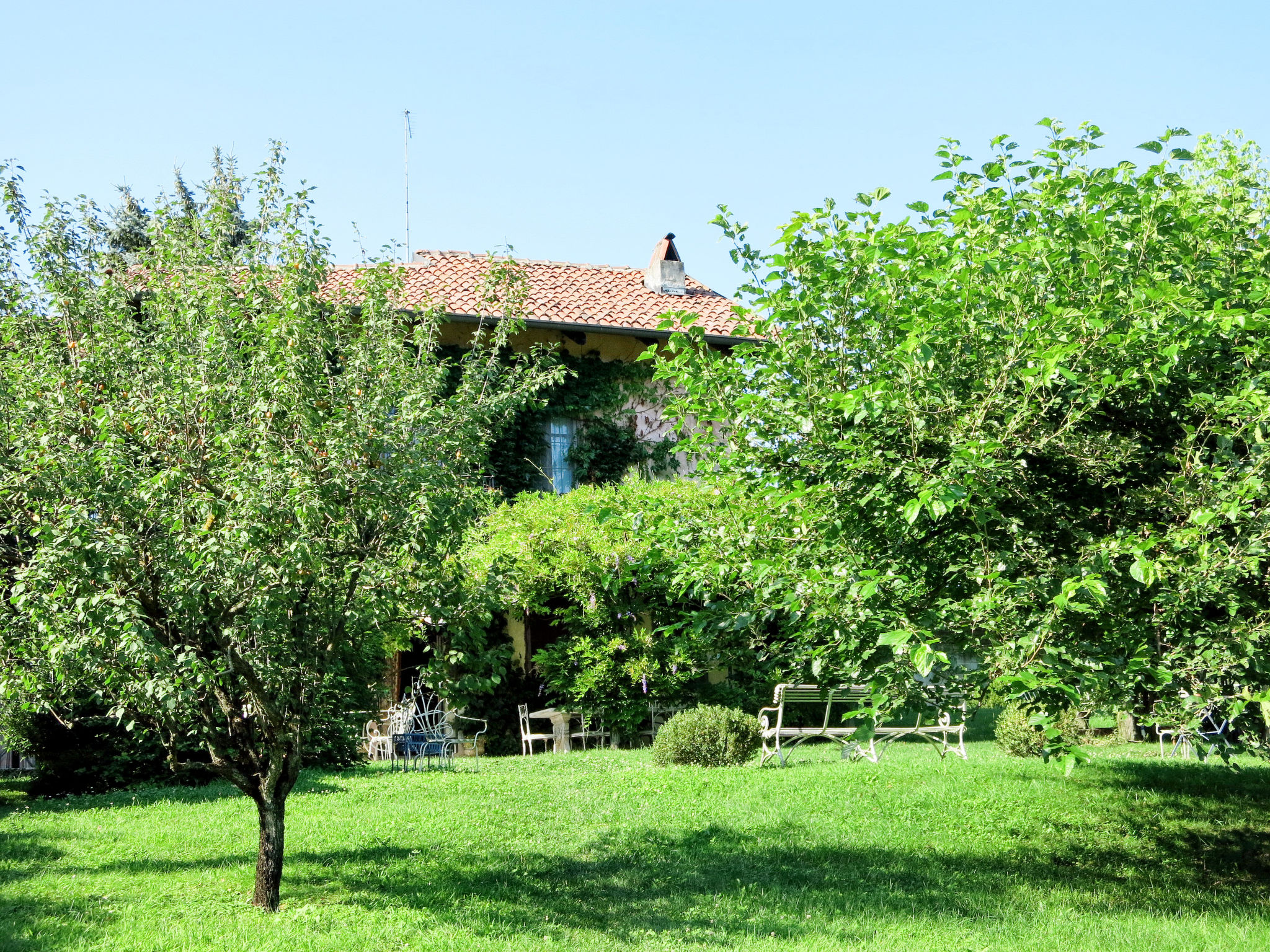 Foto 32 - Casa de 3 quartos em Moncalieri com piscina privada e jardim