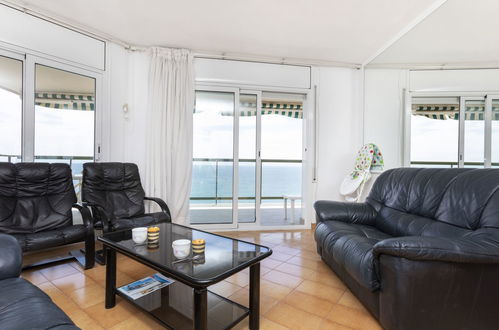 Photo 3 - 2 bedroom Apartment in Castell-Platja d'Aro with terrace