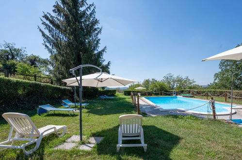 Photo 23 - Maison de 2 chambres à Azzano d'Asti avec piscine et jardin