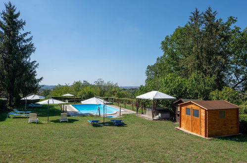 Foto 25 - Casa de 2 habitaciones en Azzano d'Asti con piscina y jardín