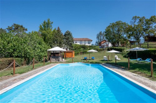 Photo 19 - Maison de 2 chambres à Azzano d'Asti avec piscine et jardin