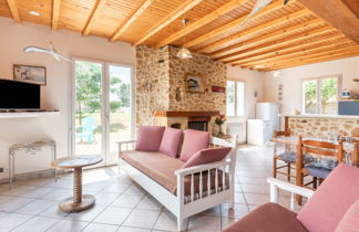 Foto 3 - Casa con 4 camere da letto a Hauteville-sur-Mer con giardino e vista mare
