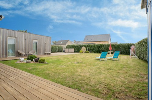 Foto 39 - Casa de 3 habitaciones en Plounéour-Brignogan-plages con jardín y vistas al mar
