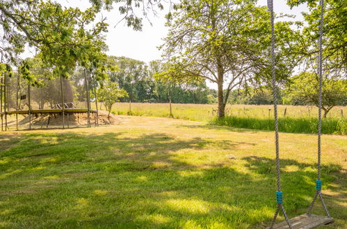 Foto 50 - Casa con 4 camere da letto a Lannion con giardino e vista mare