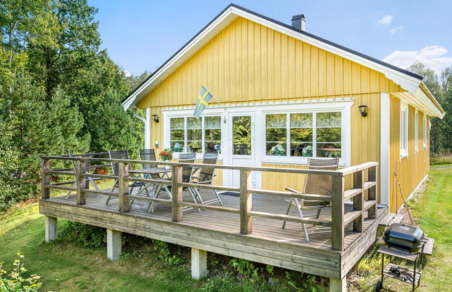 Casa de 3 quartos em Olofström com jardim - Foto 1