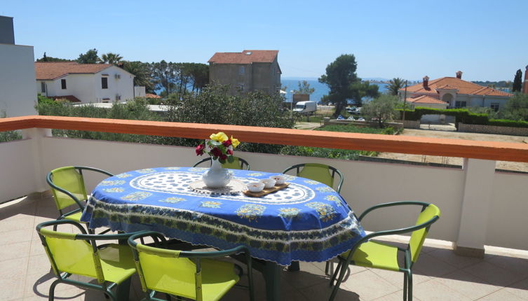 Photo 1 - 3 bedroom Apartment in Vir with garden and sea view