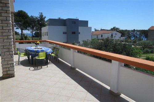 Photo 3 - 3 bedroom Apartment in Vir with garden and sea view