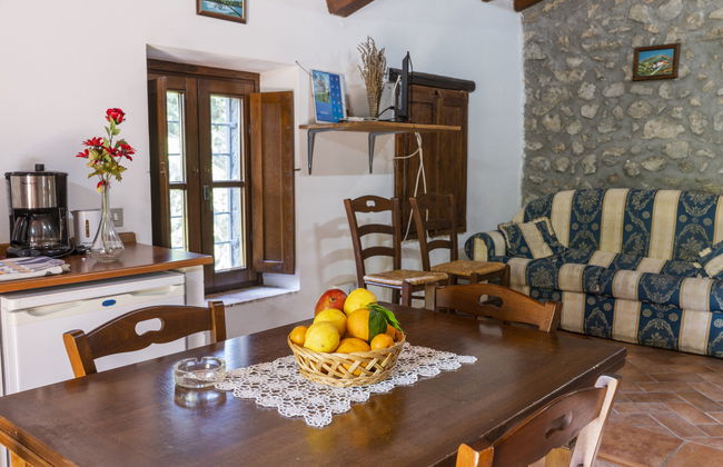 3 bedroom Apartment in Bagnoregio with swimming pool and garden - Photo 6