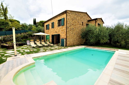 Foto 38 - Casa de 3 habitaciones en Colle di Val d'Elsa con piscina privada y jardín