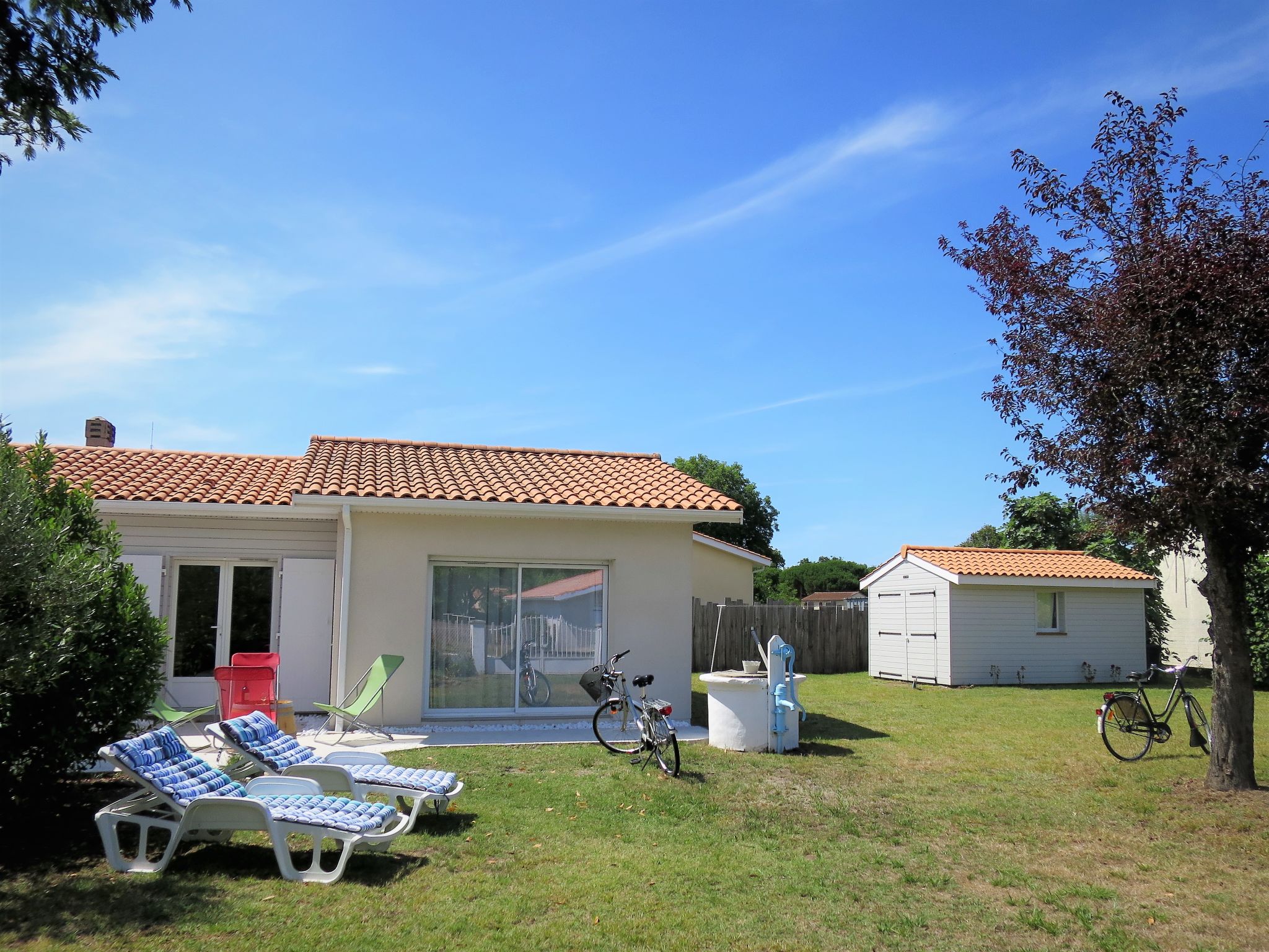 Foto 21 - Casa de 2 habitaciones en Saint-Vivien-de-Médoc con piscina privada y jardín