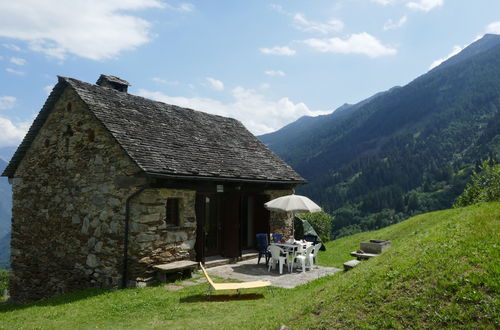 Photo 6 - Maison de 2 chambres à Acquarossa avec jardin