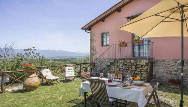 Haus mit 2 Schlafzimmern in Montevarchi mit schwimmbad und garten - Foto 2