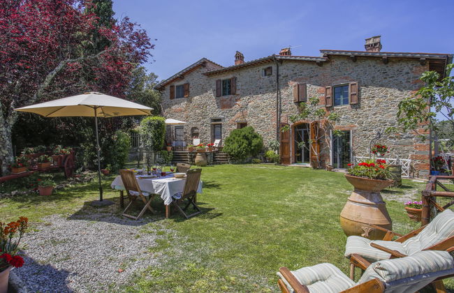 Apartment mit 2 Schlafzimmern in Montevarchi mit schwimmbad und garten - Foto 1