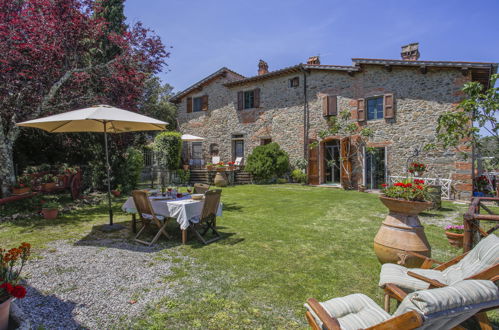 Foto 16 - Casa de 1 habitación en Montevarchi con piscina y jardín
