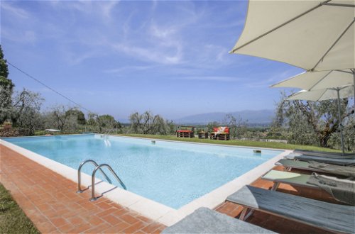 Foto 15 - Casa de 1 quarto em Montevarchi com piscina e jardim
