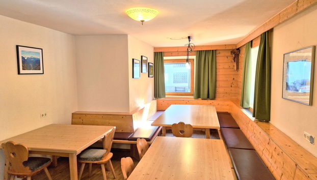 Casa con 11 camere da letto a Sankt Leonhard im Pitztal con giardino - Foto 2