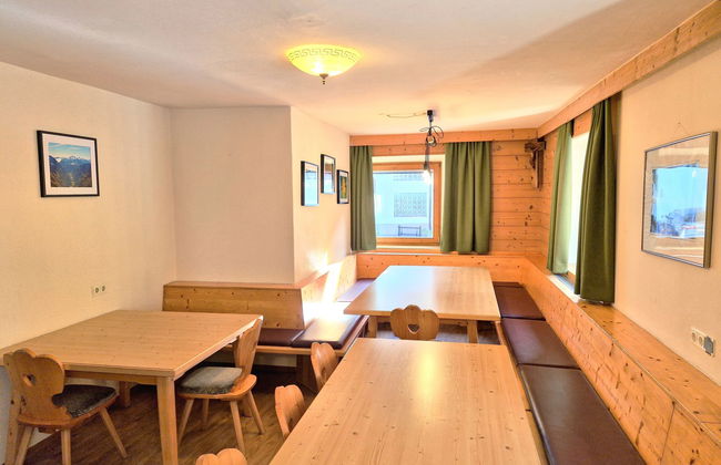 Casa de 11 quartos em Sankt Leonhard im Pitztal com jardim - Foto 2