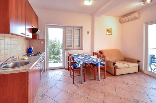 Foto 6 - Haus mit 3 Schlafzimmern in Dobrinj mit terrasse