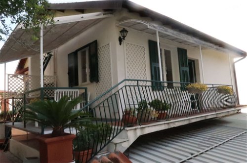 Foto 13 - Apartamento de 1 quarto em Ventimiglia com terraço e vistas do mar