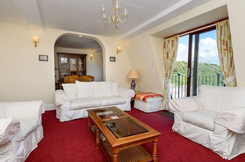 Photo 8 - 3 bedroom Apartment in Looe with hot tub