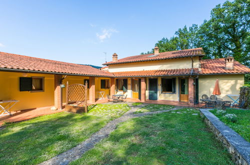 Foto 51 - Casa de 2 quartos em Bucine com piscina e jardim