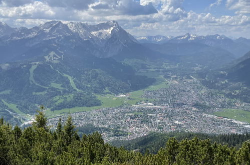 Foto 37 - Apartamento de 2 quartos em Garmisch-Partenkirchen com vista para a montanha