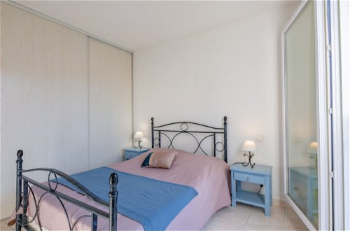 Foto 10 - Casa con 2 camere da letto a Fréjus con piscina e vista mare