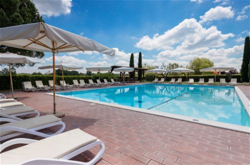 Foto 16 - Appartamento con 1 camera da letto a Desenzano del Garda con piscina e vista sulle montagne