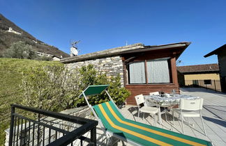 Photo 2 - Maison de 1 chambre à Vercana avec jardin et vues sur la montagne