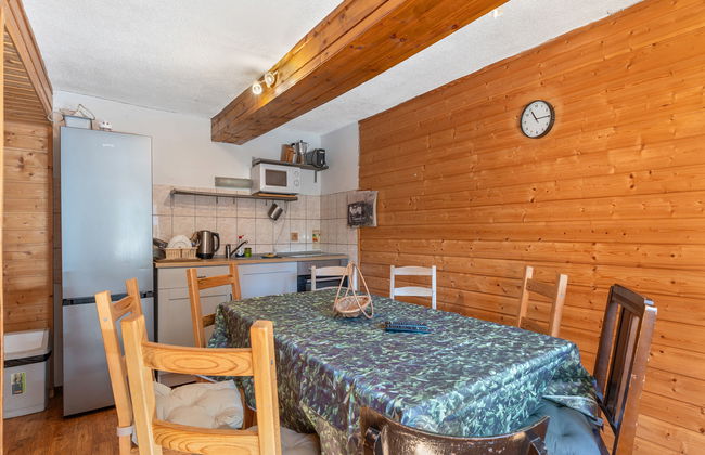 Casa de 6 quartos em Lenora com jardim - Foto 8