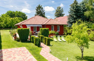 Photo 1 - Maison de 3 chambres à Balatonszemes avec jardin et vues sur la montagne