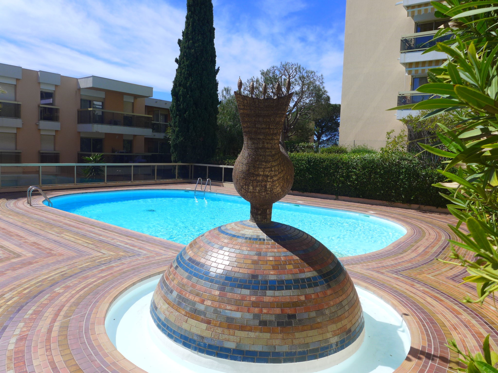 Foto 9 - Apartamento de 1 quarto em Nice com piscina e vistas do mar