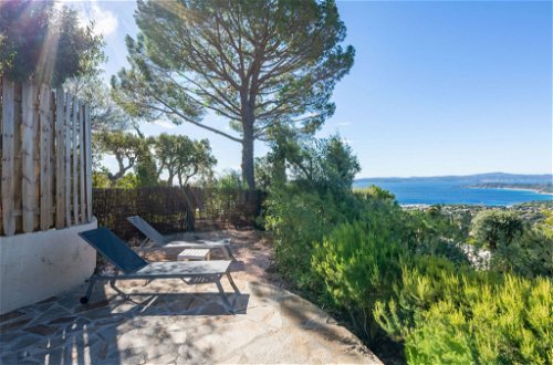 Photo 17 - Maison de 3 chambres à Roquebrune-sur-Argens avec terrasse et vues à la mer