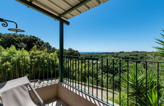 Photo 2 - Maison de 3 chambres à Cervione avec jardin et vues à la mer