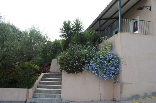 Photo 14 - Maison de 3 chambres à Cervione avec jardin et vues à la mer