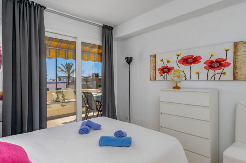 Foto 14 - Appartamento con 2 camere da letto a Estepona con piscina e vista mare