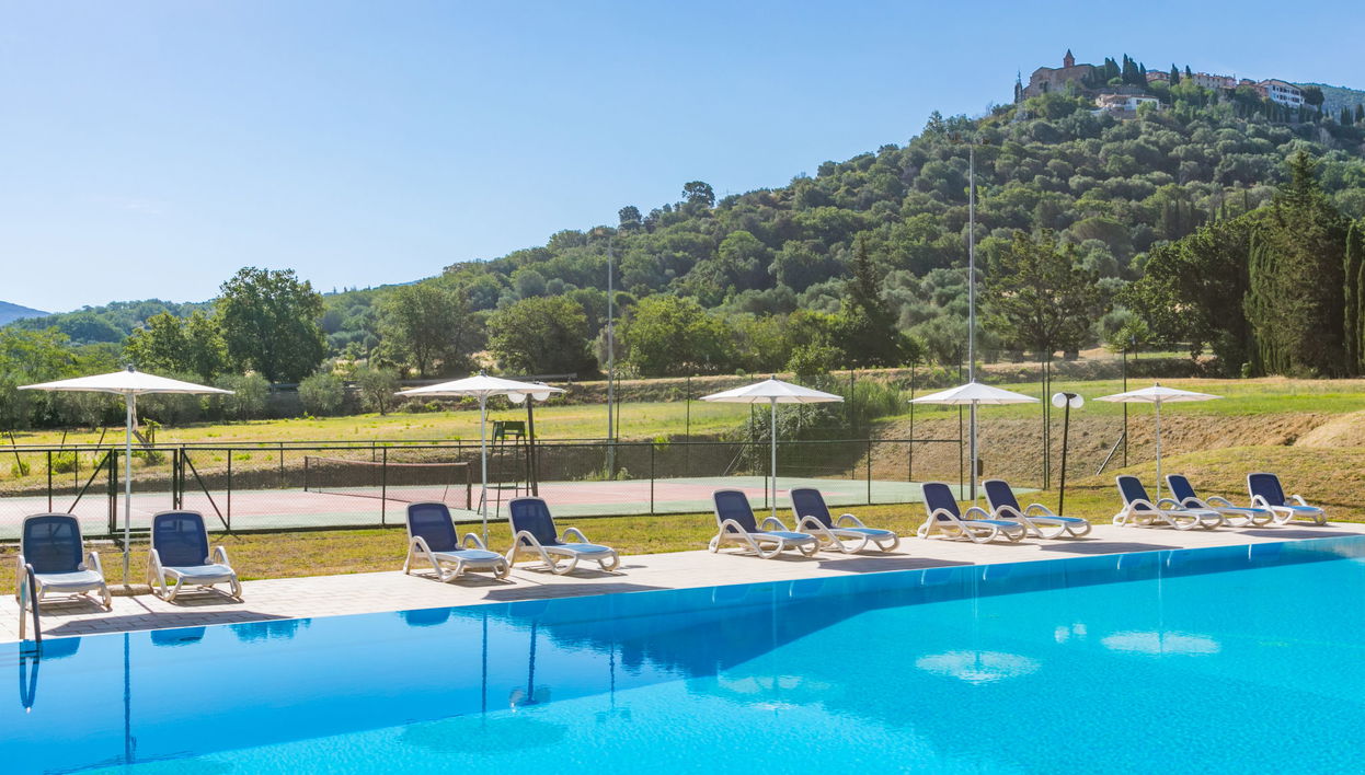 Apartamento de 1 quarto em Scarlino com piscina e jardim - Foto 1