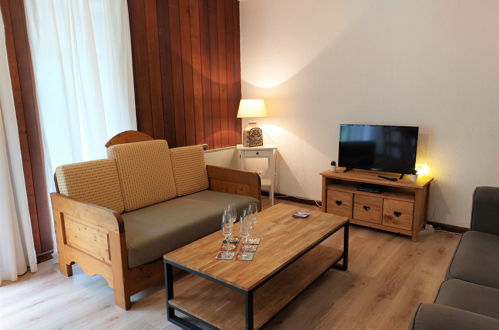 Foto 2 - Appartamento con 3 camere da letto a Saint-Gervais-les-Bains con terrazza e vista sulle montagne