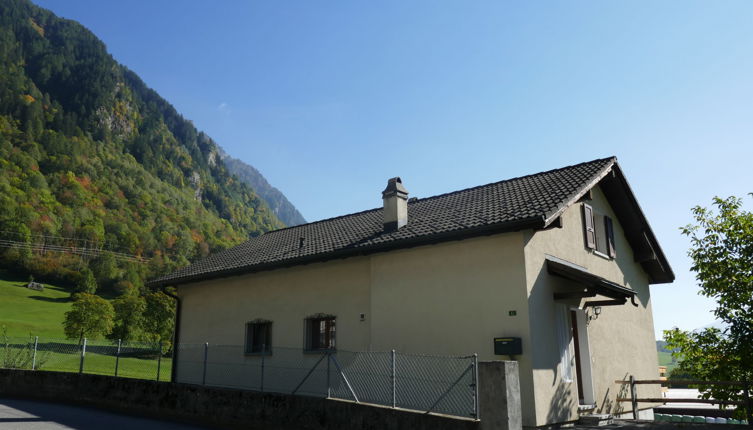 Foto 1 - Casa de 2 habitaciones en Blenio con jardín y sauna