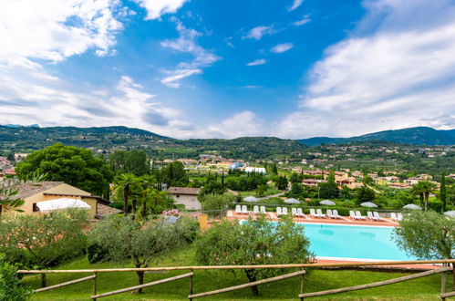 Foto 35 - Appartamento con 2 camere da letto a Garda con piscina e vista sulle montagne