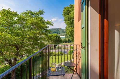 Photo 4 - Appartement de 2 chambres à Garda avec piscine et jardin