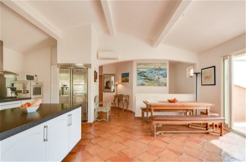 Foto 7 - Casa con 5 camere da letto a Sainte-Maxime con piscina privata e vista mare