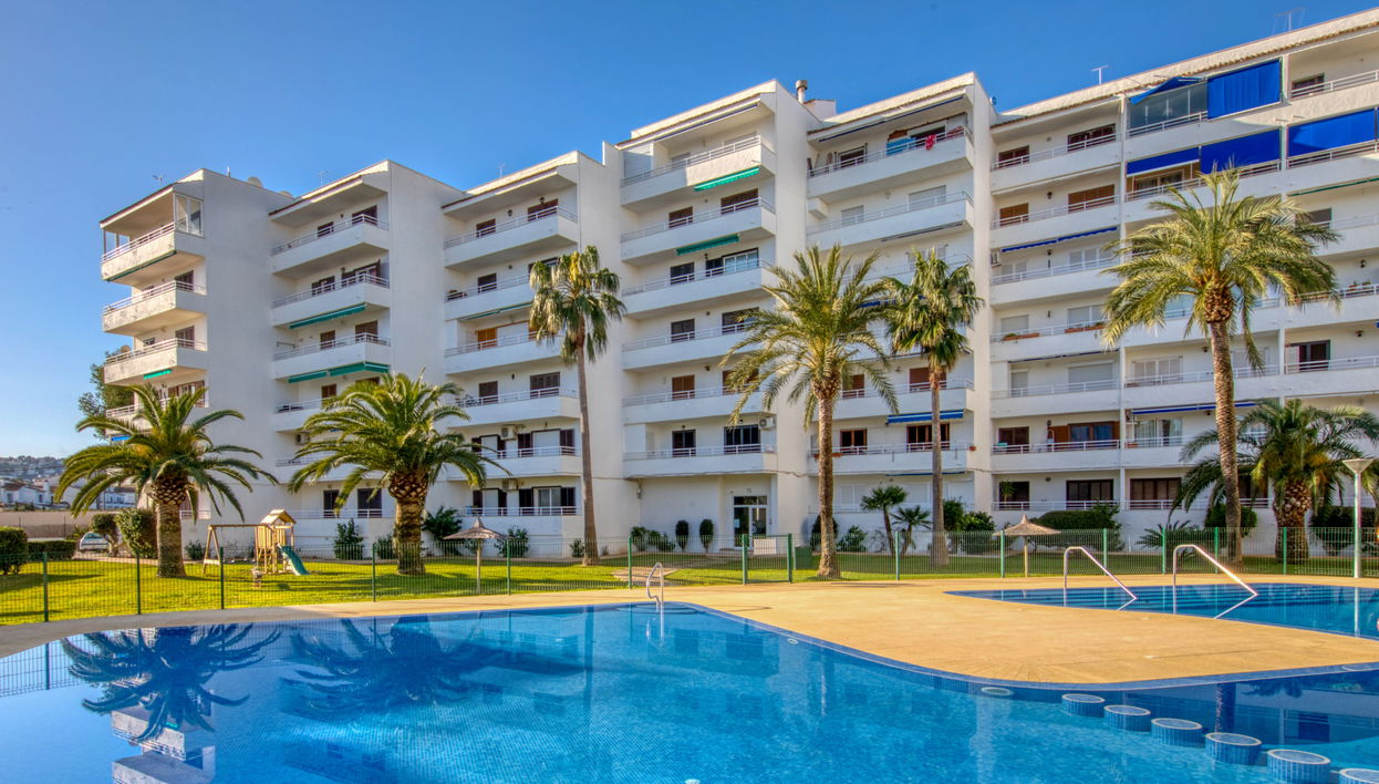 Apartamento de 3 quartos em Jávea com piscina e jardim - Foto 1
