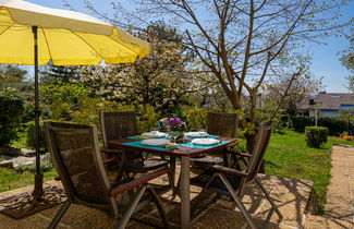 Photo 2 - Appartement de 2 chambres à Omišalj avec jardin et terrasse