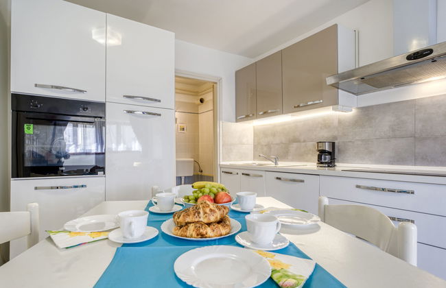 Apartamento de 3 quartos em Omišalj com jardim e terraço - Foto 12
