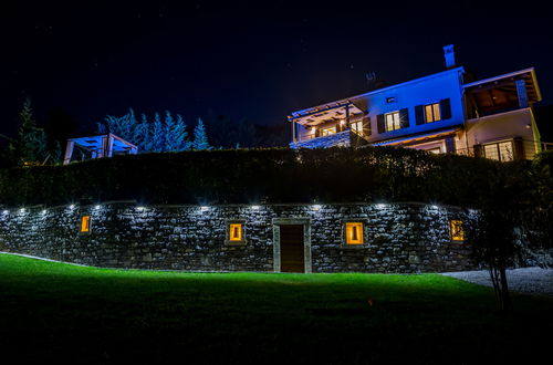 Foto 40 - Casa de 4 habitaciones en Opatija con piscina privada y vistas al mar