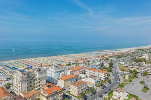 Foto 40 - Casa de 4 habitaciones en Camaiore con jardín y vistas al mar