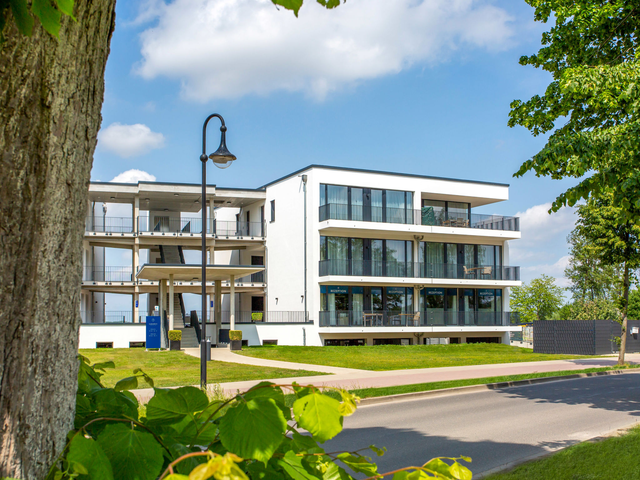 Photo 13 - Appartement de 1 chambre à Waren (Müritz) avec piscine et vues sur la montagne