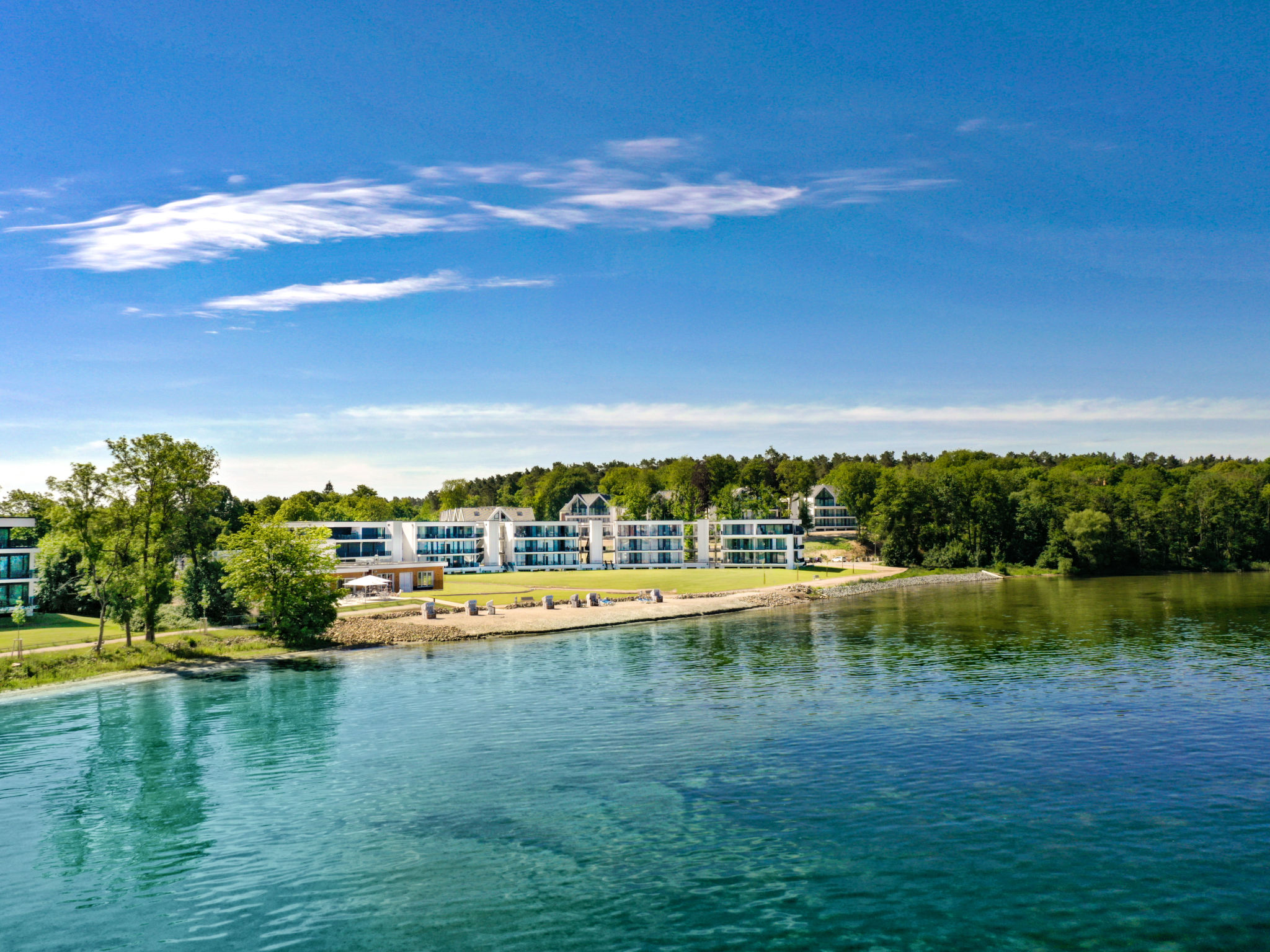 Foto 12 - Apartamento de 1 habitación en Waren (Müritz) con piscina y vistas a la montaña